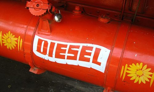 Red_diesel_tank
